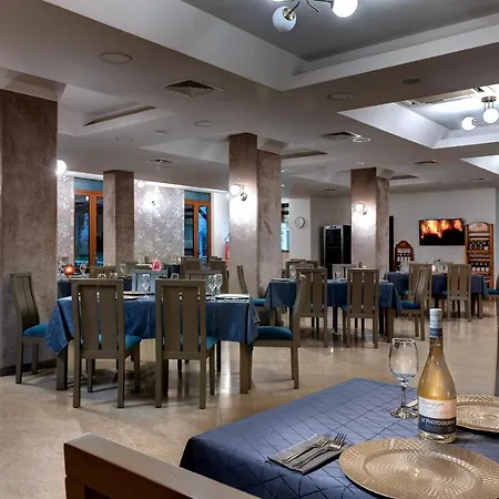 Park Kaylaka Hotell 4*